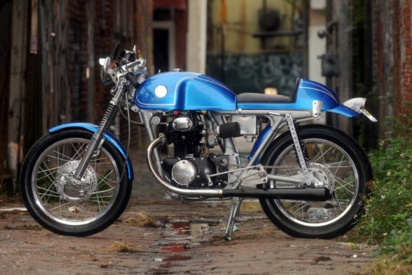 1972 Honda CB350 Cafe Racer_1